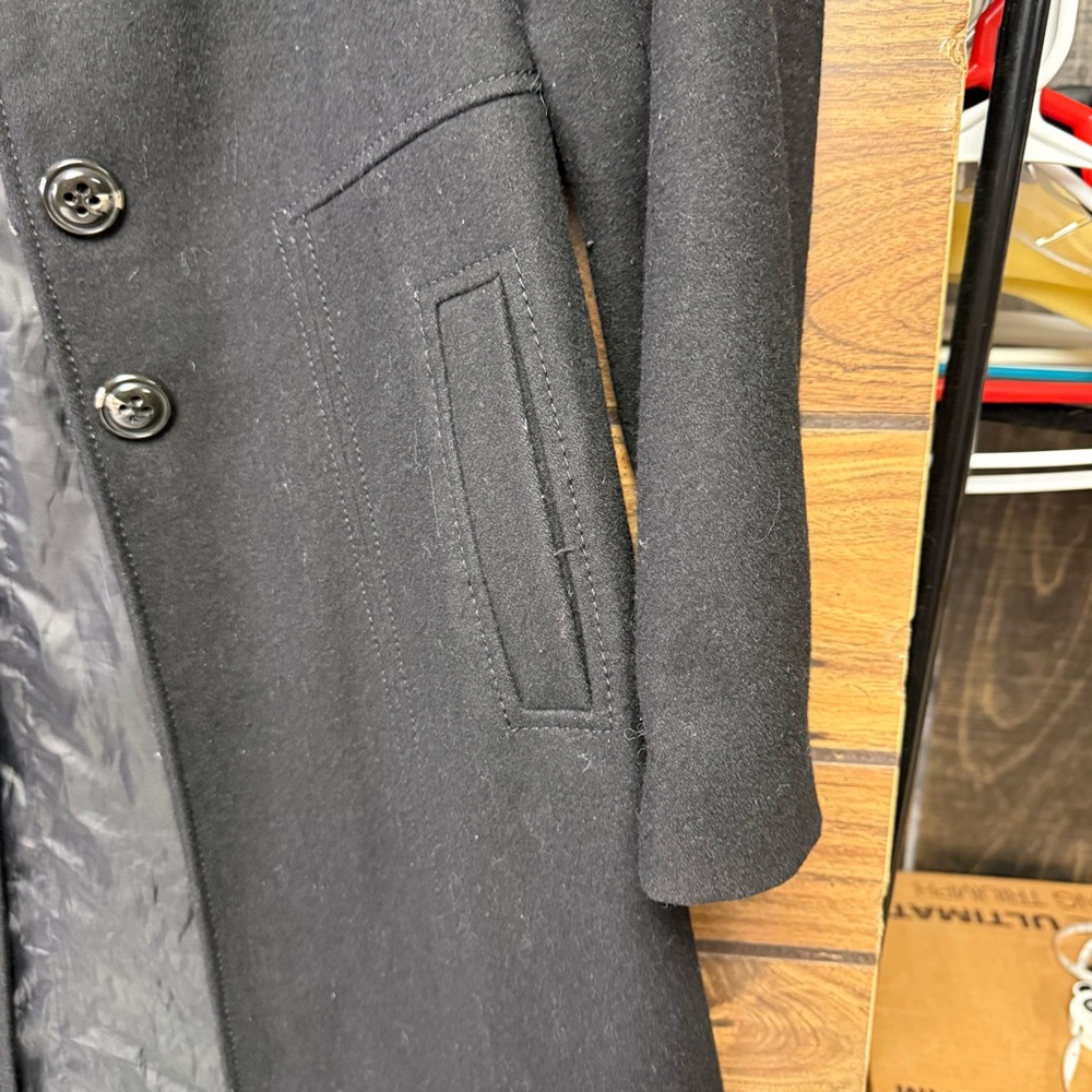 Nine West Elegant Black Pea Coat size 6 EUC fully lined - Picture 7 of 8